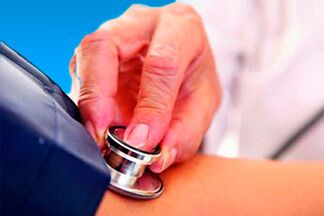 Measuring blood pressure to diagnose hypertension
